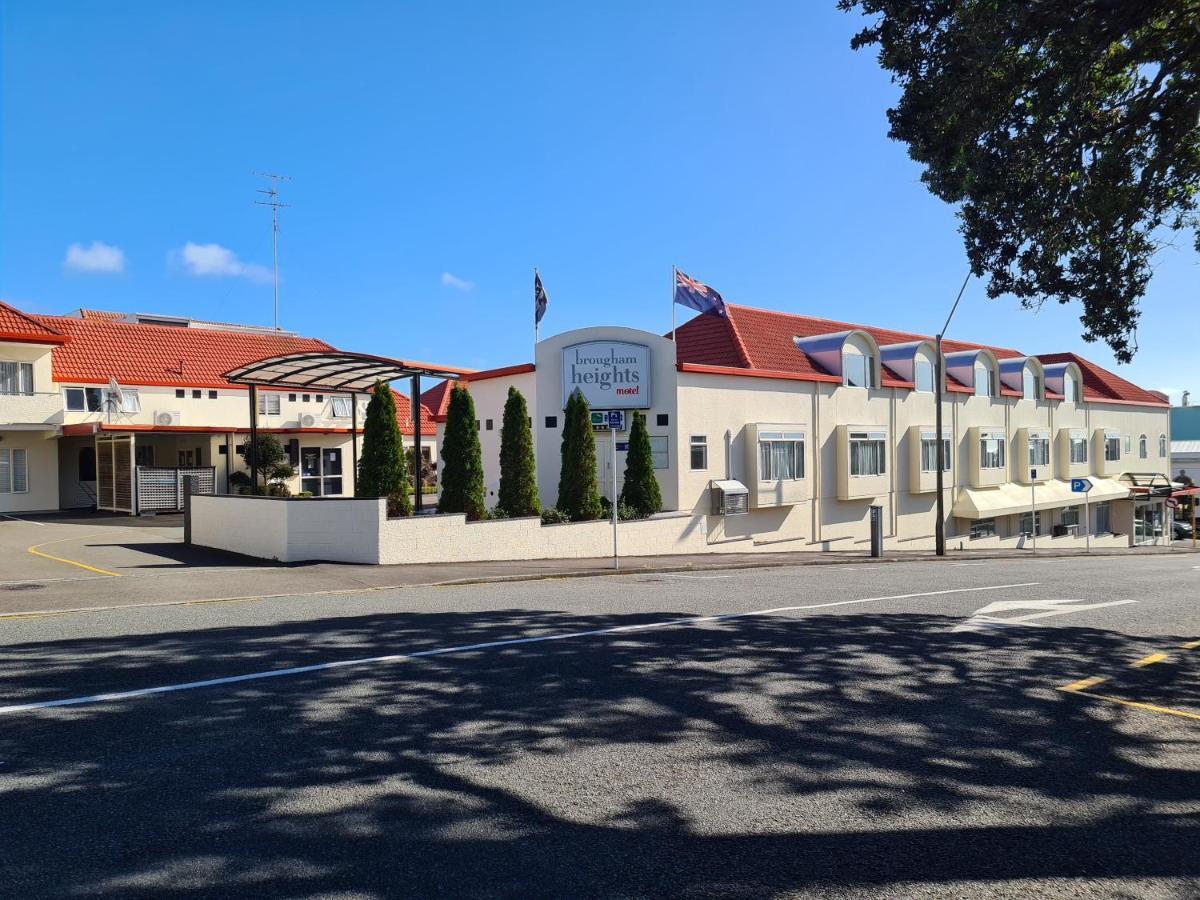 Brougham Heights Motel New Plymouth Exterior photo